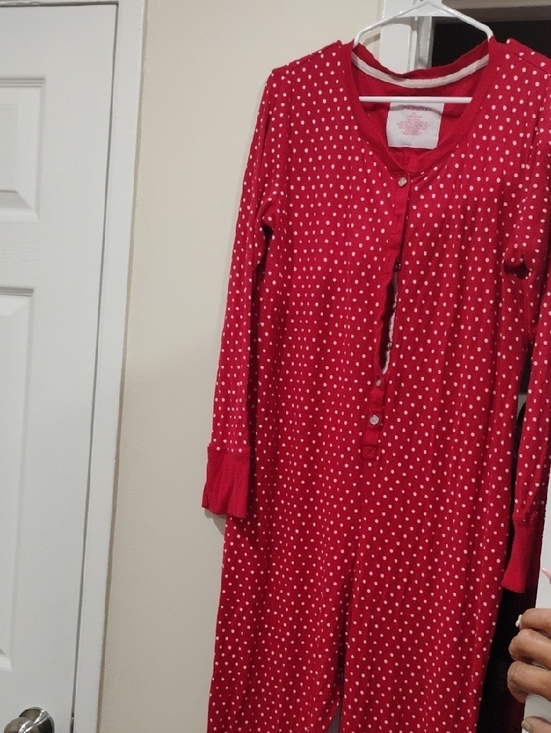 Xhilaration Other - Xhilaration Red Cotton Sleepwear Romper with Pink Logo